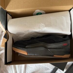 Nike air jordan court shoes boys 13 new black